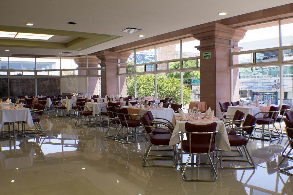 Hotel Real Plaza Агуаскальентес Экстерьер фото