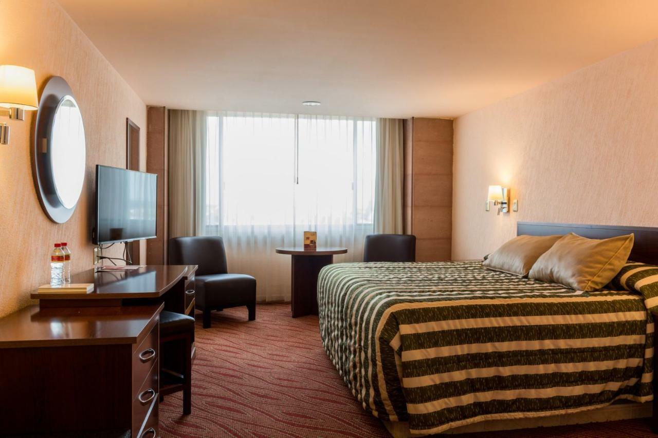Hotel Real Plaza Агуаскальентес Экстерьер фото